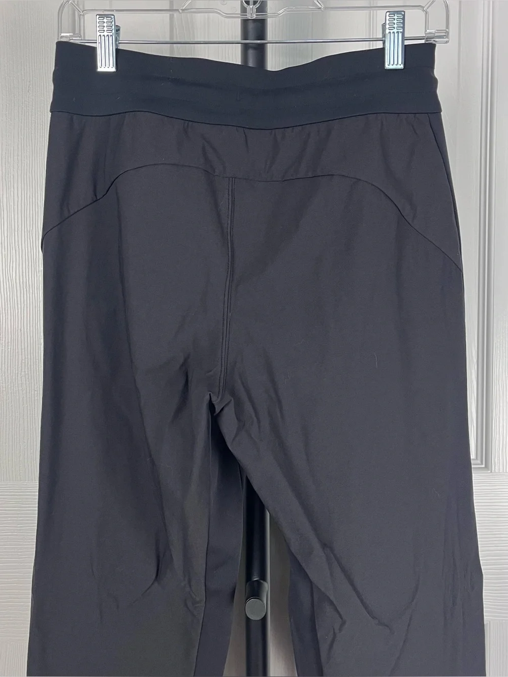 Athleta Headlands Hybrid Trek Mid Rise Jogger - Picture 6 of 8